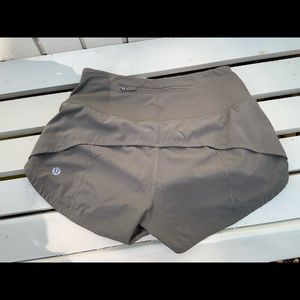 ARMY GREEN SPEED UP HIGH WAISTED LULULEMON SHORTS